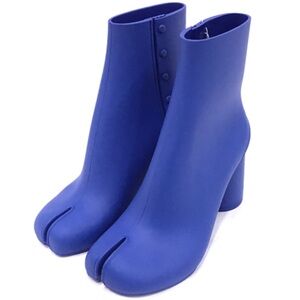 Maison Martin Margiela Blue Tabi Split-Toe Ankle Boots